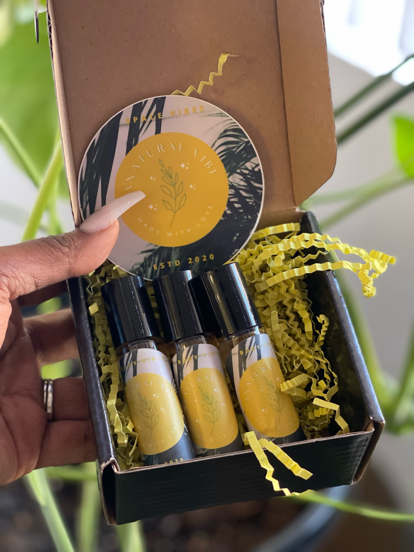 HEALING VIBES ESSENTIAL OIL BLEND